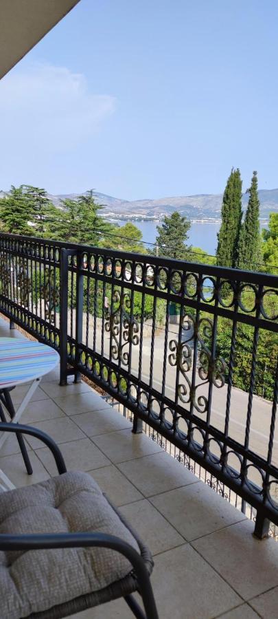 Apartments Sofija Слатине Экстерьер фото