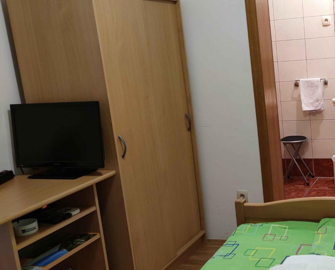 Apartments Sofija Слатине Экстерьер фото